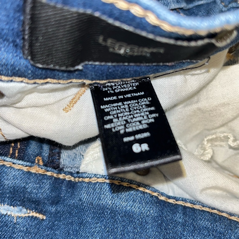 Express Jeans - Picture 3 of 3